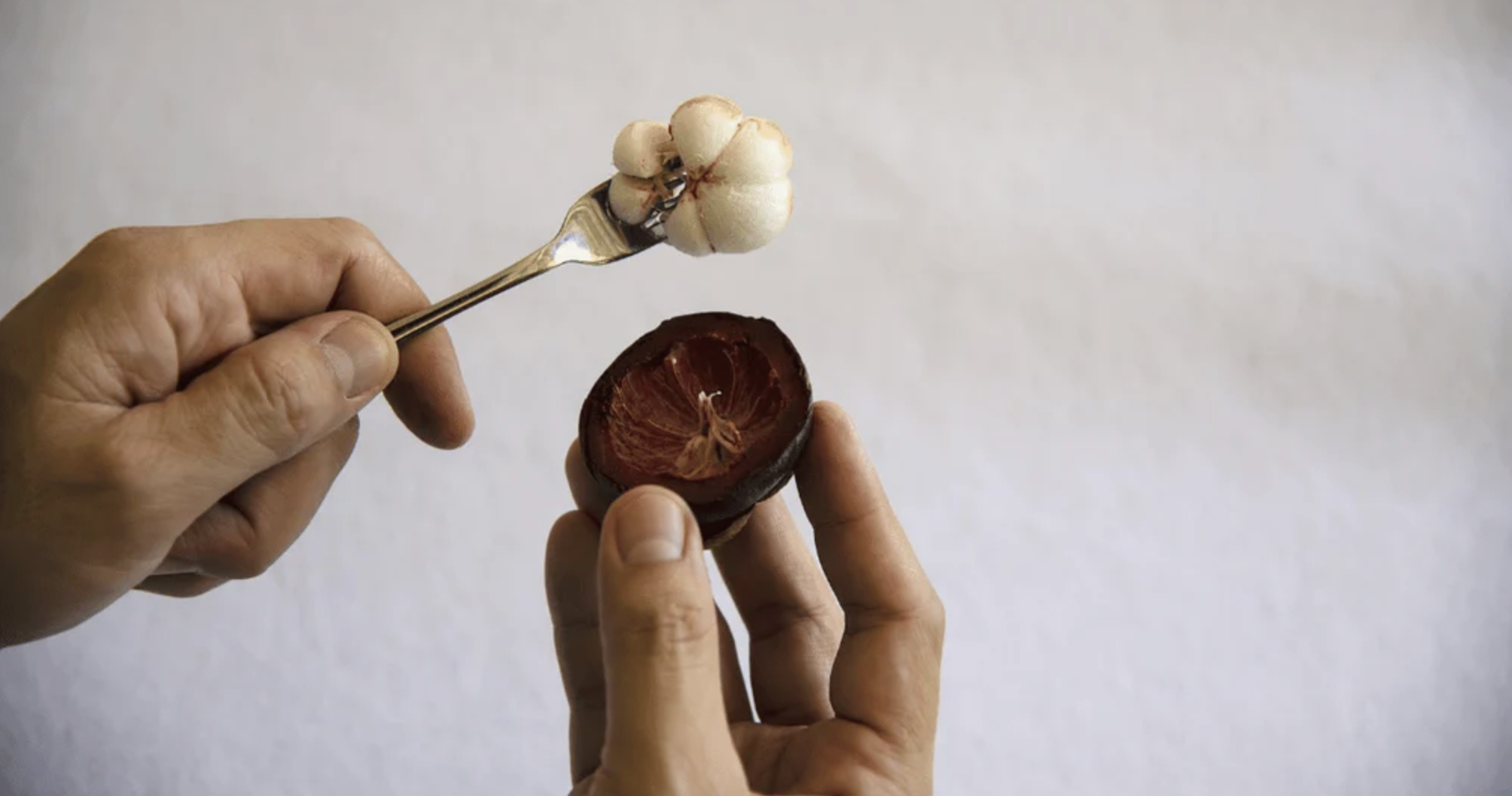 The health, skin, and cosmetic product benefits of mangosteen