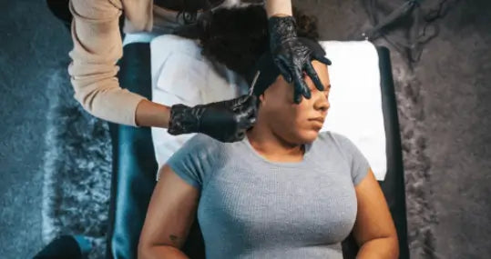 Dermaplaning Facial: How This Treatment Can Help Reduce Dark Spots